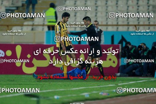 942896, Tehran, [*parameter:4*], Iran Pro League، Persian Gulf Cup، 2017-18 season، First Leg، Week 15، Esteghlal 3 v ۰ Sepahan on 2017/12/06 at Azadi Stadium