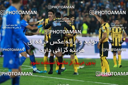 943081, Tehran, [*parameter:4*], Iran Pro League، Persian Gulf Cup، 2017-18 season، First Leg، Week 15، Esteghlal 3 v ۰ Sepahan on 2017/12/06 at Azadi Stadium