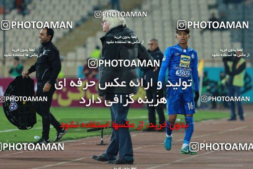 942606, Tehran, [*parameter:4*], Iran Pro League، Persian Gulf Cup، 2017-18 season، First Leg، Week 15، Esteghlal 3 v ۰ Sepahan on 2017/12/06 at Azadi Stadium