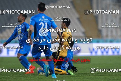 942100, Tehran, [*parameter:4*], Iran Pro League، Persian Gulf Cup، 2017-18 season، First Leg، Week 15، Esteghlal 3 v ۰ Sepahan on 2017/12/06 at Azadi Stadium