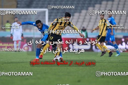 942238, Tehran, [*parameter:4*], Iran Pro League، Persian Gulf Cup، 2017-18 season، First Leg، Week 15، Esteghlal 3 v ۰ Sepahan on 2017/12/06 at Azadi Stadium