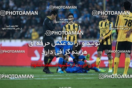 942099, Tehran, [*parameter:4*], Iran Pro League، Persian Gulf Cup، 2017-18 season، First Leg، Week 15، Esteghlal 3 v ۰ Sepahan on 2017/12/06 at Azadi Stadium