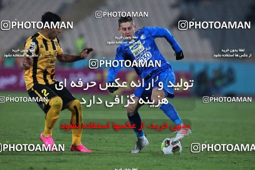 942119, Tehran, [*parameter:4*], Iran Pro League، Persian Gulf Cup، 2017-18 season، First Leg، Week 15، Esteghlal 3 v ۰ Sepahan on 2017/12/06 at Azadi Stadium