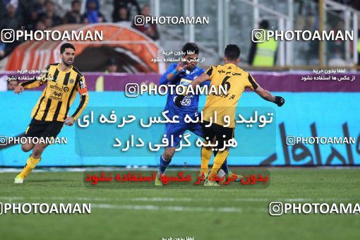 942299, Tehran, [*parameter:4*], Iran Pro League، Persian Gulf Cup، 2017-18 season، First Leg، Week 15، Esteghlal 3 v ۰ Sepahan on 2017/12/06 at Azadi Stadium