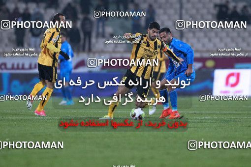 942191, Tehran, [*parameter:4*], Iran Pro League، Persian Gulf Cup، 2017-18 season، First Leg، Week 15، Esteghlal 3 v ۰ Sepahan on 2017/12/06 at Azadi Stadium