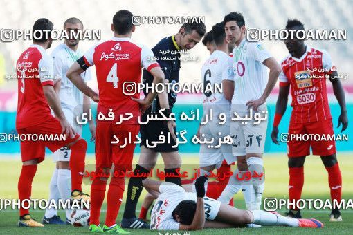 943729, Tehran, [*parameter:4*], Iran Pro League، Persian Gulf Cup، 2017-18 season، First Leg، Week 14، Persepolis 4 v ۰ Zob Ahan Esfahan on 2017/12/01 at Azadi Stadium