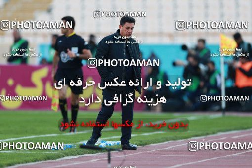 943679, Tehran, [*parameter:4*], Iran Pro League، Persian Gulf Cup، 2017-18 season، First Leg، Week 14، Persepolis 4 v ۰ Zob Ahan Esfahan on 2017/12/01 at Azadi Stadium