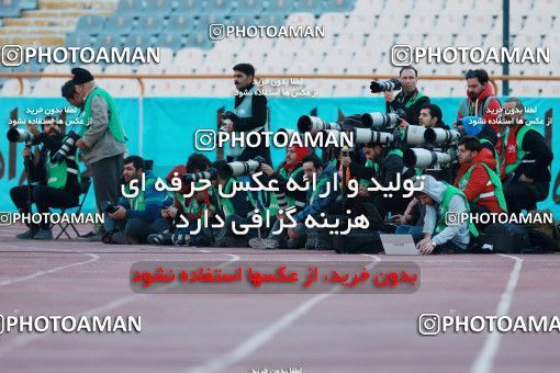 943529, Tehran, [*parameter:4*], Iran Pro League، Persian Gulf Cup، 2017-18 season، First Leg، Week 14، Persepolis 4 v ۰ Zob Ahan Esfahan on 2017/12/01 at Azadi Stadium