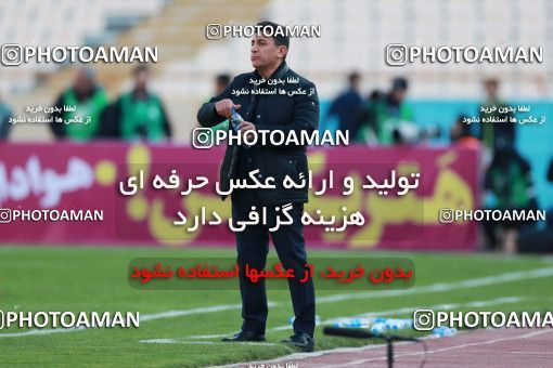 943882, Tehran, [*parameter:4*], Iran Pro League، Persian Gulf Cup، 2017-18 season، First Leg، Week 14، Persepolis 4 v ۰ Zob Ahan Esfahan on 2017/12/01 at Azadi Stadium