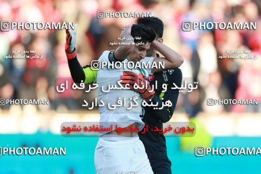 943575, Tehran, [*parameter:4*], Iran Pro League، Persian Gulf Cup، 2017-18 season، First Leg، Week 14، Persepolis 4 v ۰ Zob Ahan Esfahan on 2017/12/01 at Azadi Stadium