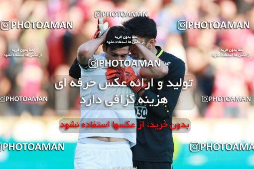 943811, Tehran, [*parameter:4*], Iran Pro League، Persian Gulf Cup، 2017-18 season، First Leg، Week 14، Persepolis 4 v ۰ Zob Ahan Esfahan on 2017/12/01 at Azadi Stadium