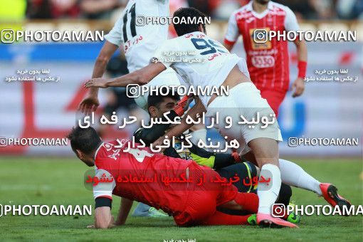 943861, Tehran, [*parameter:4*], Iran Pro League، Persian Gulf Cup، 2017-18 season، First Leg، Week 14، Persepolis 4 v ۰ Zob Ahan Esfahan on 2017/12/01 at Azadi Stadium