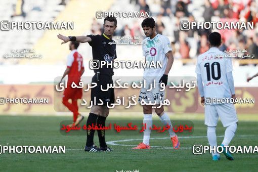 944111, Tehran, [*parameter:4*], Iran Pro League، Persian Gulf Cup، 2017-18 season، First Leg، Week 14، Persepolis 4 v ۰ Zob Ahan Esfahan on 2017/12/01 at Azadi Stadium