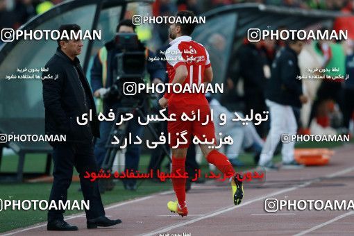 944163, Tehran, [*parameter:4*], Iran Pro League، Persian Gulf Cup، 2017-18 season، First Leg، Week 14، Persepolis 4 v ۰ Zob Ahan Esfahan on 2017/12/01 at Azadi Stadium