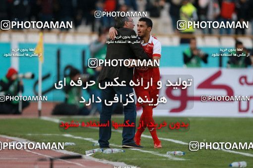 944271, Tehran, [*parameter:4*], لیگ برتر فوتبال ایران، Persian Gulf Cup، Week 14، First Leg، Persepolis 4 v 0 Zob Ahan Esfahan on 2017/12/01 at Azadi Stadium