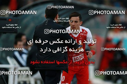 944053, Tehran, [*parameter:4*], لیگ برتر فوتبال ایران، Persian Gulf Cup، Week 14، First Leg، Persepolis 4 v 0 Zob Ahan Esfahan on 2017/12/01 at Azadi Stadium