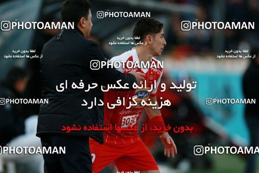 944232, Tehran, [*parameter:4*], لیگ برتر فوتبال ایران، Persian Gulf Cup، Week 14، First Leg، Persepolis 4 v 0 Zob Ahan Esfahan on 2017/12/01 at Azadi Stadium