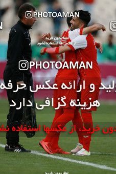 944060, Tehran, [*parameter:4*], Iran Pro League، Persian Gulf Cup، 2017-18 season، First Leg، Week 14، Persepolis 4 v ۰ Zob Ahan Esfahan on 2017/12/01 at Azadi Stadium