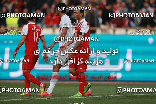 944160, Tehran, [*parameter:4*], Iran Pro League، Persian Gulf Cup، 2017-18 season، First Leg، Week 14، Persepolis 4 v ۰ Zob Ahan Esfahan on 2017/12/01 at Azadi Stadium