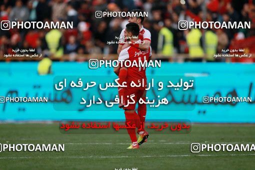 944133, Tehran, [*parameter:4*], Iran Pro League، Persian Gulf Cup، 2017-18 season، First Leg، Week 14، Persepolis 4 v ۰ Zob Ahan Esfahan on 2017/12/01 at Azadi Stadium