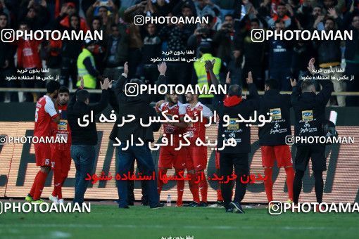 944322, Tehran, [*parameter:4*], Iran Pro League، Persian Gulf Cup، 2017-18 season، First Leg، Week 14، Persepolis 4 v ۰ Zob Ahan Esfahan on 2017/12/01 at Azadi Stadium