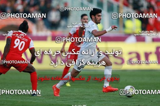 943935, Tehran, [*parameter:4*], لیگ برتر فوتبال ایران، Persian Gulf Cup، Week 14، First Leg، Persepolis 4 v 0 Zob Ahan Esfahan on 2017/12/01 at Azadi Stadium