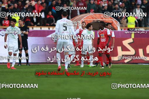 943991, Tehran, [*parameter:4*], Iran Pro League، Persian Gulf Cup، 2017-18 season، First Leg، Week 14، Persepolis 4 v ۰ Zob Ahan Esfahan on 2017/12/01 at Azadi Stadium