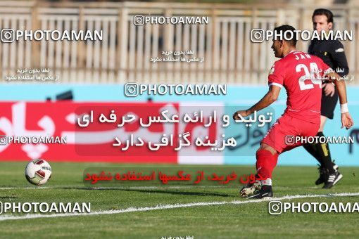 944763, Tehran, [*parameter:4*], Iran Pro League، Persian Gulf Cup، 2017-18 season، First Leg، Week 14، Naft Tehran ۰ v ۰ Pars Jonoubi Jam on 2017/12/01 at Takhti Stadium