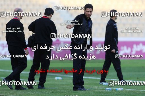 944808, Tehran, [*parameter:4*], لیگ برتر فوتبال ایران، Persian Gulf Cup، Week 14، First Leg، Naft Tehran 0 v 0 Pars Jonoubi Jam on 2017/12/01 at Takhti Stadium