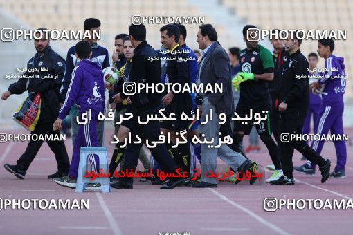 944978, Tehran, [*parameter:4*], Iran Pro League، Persian Gulf Cup، 2017-18 season، First Leg، Week 14، Naft Tehran ۰ v ۰ Pars Jonoubi Jam on 2017/12/01 at Takhti Stadium