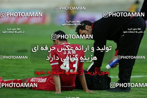 945151, Tehran, [*parameter:4*], Iran Pro League، Persian Gulf Cup، 2017-18 season، First Leg، Week 14، Naft Tehran ۰ v ۰ Pars Jonoubi Jam on 2017/12/01 at Takhti Stadium