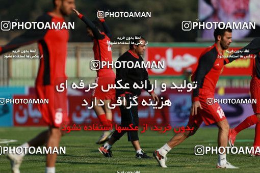 959241, Tehran, [*parameter:4*], Iran Pro League، Persian Gulf Cup، 2017-18 season، First Leg، Week 14، Naft Tehran ۰ v ۰ Pars Jonoubi Jam on 2017/12/01 at Takhti Stadium