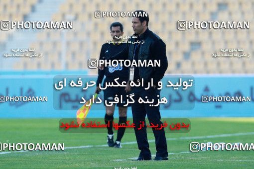 959284, Tehran, [*parameter:4*], لیگ برتر فوتبال ایران، Persian Gulf Cup، Week 14، First Leg، Naft Tehran 0 v 0 Pars Jonoubi Jam on 2017/12/01 at Takhti Stadium