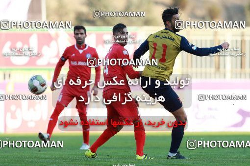 958771, Tehran, [*parameter:4*], لیگ برتر فوتبال ایران، Persian Gulf Cup، Week 14، First Leg، Naft Tehran 0 v 0 Pars Jonoubi Jam on 2017/12/01 at Takhti Stadium