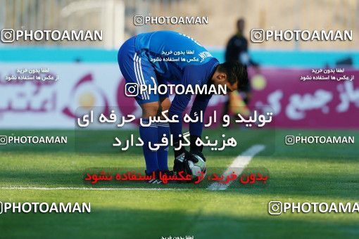 959108, Tehran, [*parameter:4*], Iran Pro League، Persian Gulf Cup، 2017-18 season، First Leg، Week 14، Naft Tehran ۰ v ۰ Pars Jonoubi Jam on 2017/12/01 at Takhti Stadium