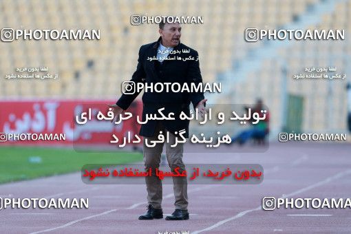 958554, Tehran, [*parameter:4*], لیگ برتر فوتبال ایران، Persian Gulf Cup، Week 14، First Leg، Naft Tehran 0 v 0 Pars Jonoubi Jam on 2017/12/01 at Takhti Stadium