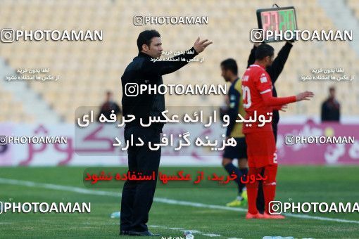 958846, Tehran, [*parameter:4*], لیگ برتر فوتبال ایران، Persian Gulf Cup، Week 14، First Leg، Naft Tehran 0 v 0 Pars Jonoubi Jam on 2017/12/01 at Takhti Stadium