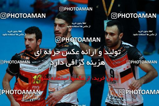 954519, Tehran, Iran, Iran Volleyball Super League، Shahid Hojaji Cup، 2017-18 season، First Leg، Week 3، Sarmayeh Bank 3 v ۱ Paykan on 2017/10/18 at Volleyball House of Tehran