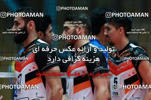 954278, Tehran, Iran, Iran Volleyball Super League، Shahid Hojaji Cup، 2017-18 season، First Leg، Week 3، Sarmayeh Bank 3 v ۱ Paykan on 2017/10/18 at Volleyball House of Tehran