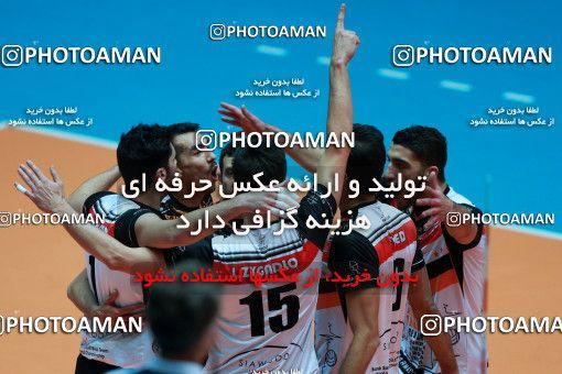 955888, Tehran, Iran, Iran Volleyball Super League، Shahid Hojaji Cup، 2017-18 season، First Leg، Week 5، Saipa ۱ v 3 Sarmayeh Bank on 2017/11/01 at Volleyball House of Tehran