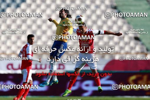 997568, Tehran, , جام حذفی فوتبال ایران, 1.4 round, Khorramshahr Cup, Persepolis 1 v 1 Sanat Naft Abadan on 2017/12/19 at Azadi Stadium