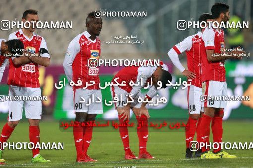 997745, Tehran, , جام حذفی فوتبال ایران, 1.4 round, Khorramshahr Cup, Persepolis 1 v 1 Sanat Naft Abadan on 2017/12/19 at Azadi Stadium