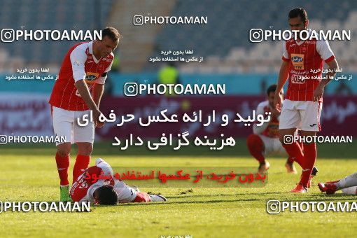 998508, Tehran, , جام حذفی فوتبال ایران, 1.4 round, Khorramshahr Cup, Persepolis 1 v 1 Sanat Naft Abadan on 2017/12/19 at Azadi Stadium