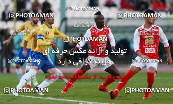 998549, Tehran, , جام حذفی فوتبال ایران, 1.4 round, Khorramshahr Cup, Persepolis 1 v 1 Sanat Naft Abadan on 2017/12/19 at Azadi Stadium