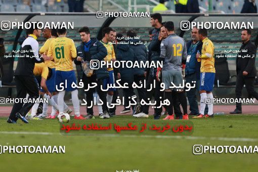 998503, Tehran, , Iranian Hazfi Cup, 1.4 round, Khorramshahr Cup, Persepolis ۱ v ۱ Sanat Naft Abadan on 2017/12/19 at Azadi Stadium