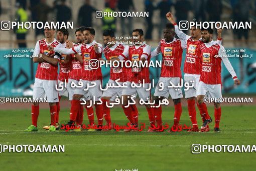 998302, Tehran, , جام حذفی فوتبال ایران, 1.4 round, Khorramshahr Cup, Persepolis 1 v 1 Sanat Naft Abadan on 2017/12/19 at Azadi Stadium