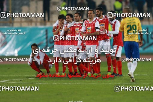 998646, Tehran, , جام حذفی فوتبال ایران, 1.4 round, Khorramshahr Cup, Persepolis 1 v 1 Sanat Naft Abadan on 2017/12/19 at Azadi Stadium