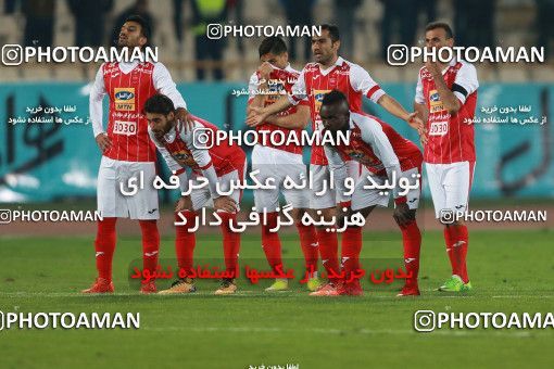 998786, Tehran, , جام حذفی فوتبال ایران, 1.4 round, Khorramshahr Cup, Persepolis 1 v 1 Sanat Naft Abadan on 2017/12/19 at Azadi Stadium