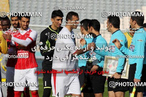 998952, Tehran, , Iranian Hazfi Cup, 1.4 round, Khorramshahr Cup, Persepolis ۱ v ۱ Sanat Naft Abadan on 2017/12/19 at Azadi Stadium