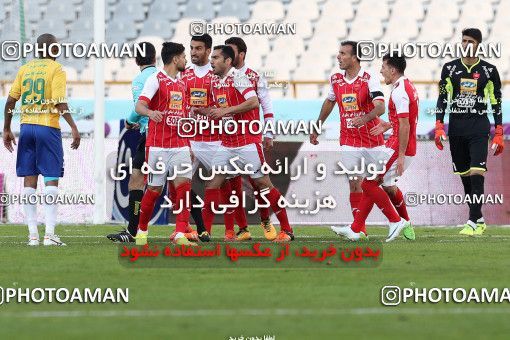 999158, Tehran, , جام حذفی فوتبال ایران, 1.4 round, Khorramshahr Cup, Persepolis 1 v 1 Sanat Naft Abadan on 2017/12/19 at Azadi Stadium